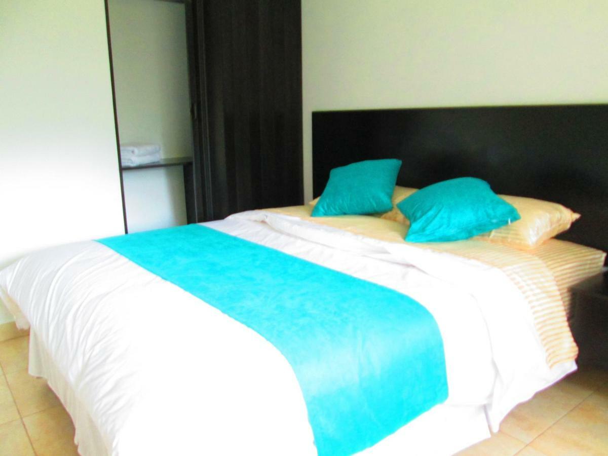 Ocean Blue Hotel Olon Luaran gambar